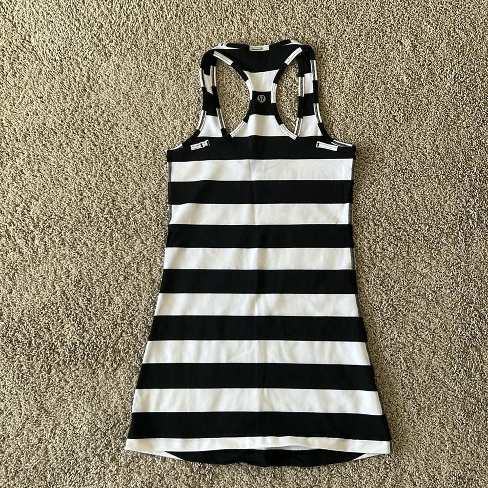 Lululemon Racer back Tank *New without Tag - Picture 4 of 5